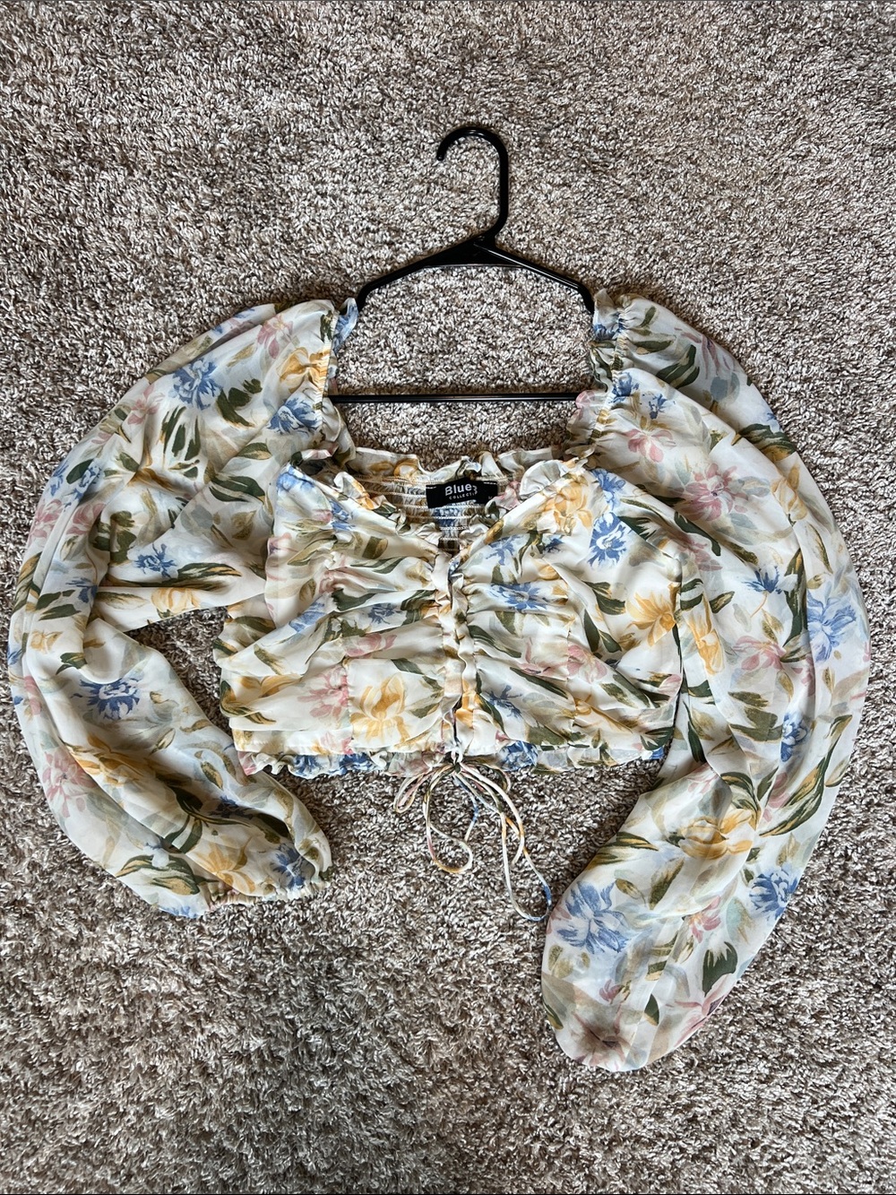 Floral Puff-Sleeve Crop Top in Multi Floral